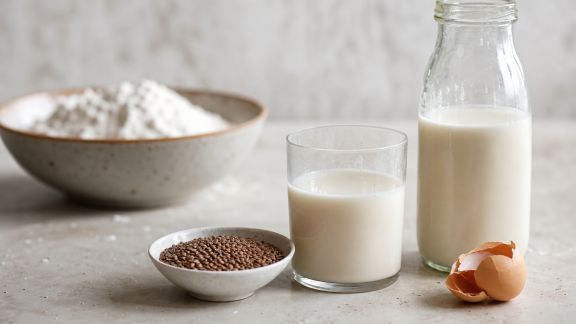 Remplacer le lait et les œufs dans une recette sans gluten : les solutions faciles