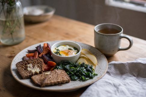 Brunchs végétariens d’hiver : idées faciles avec les produits de saison