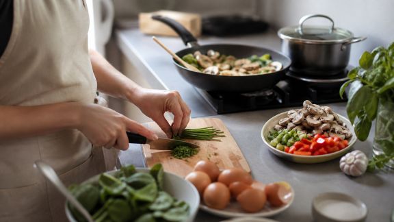 Cuisiner sans four : idées simples à la portée de tous