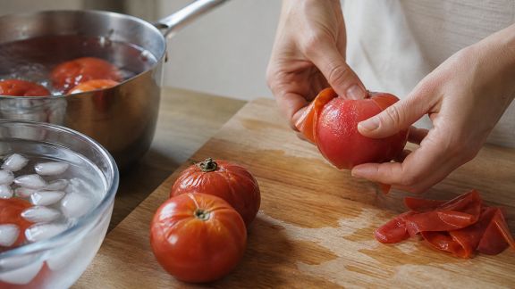Les meilleures techniques pour peler facilement les tomates