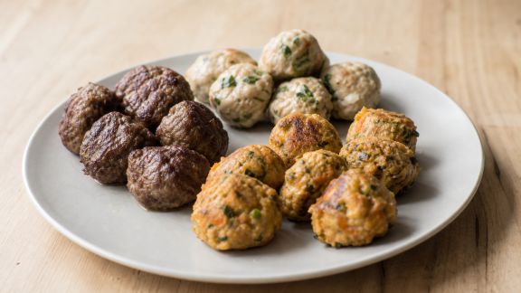 Comment cuisiner des boulettes variées facilement à la maison